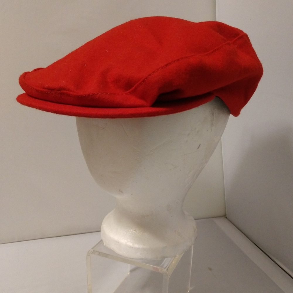 Pendleton vintage red wool hat (B)